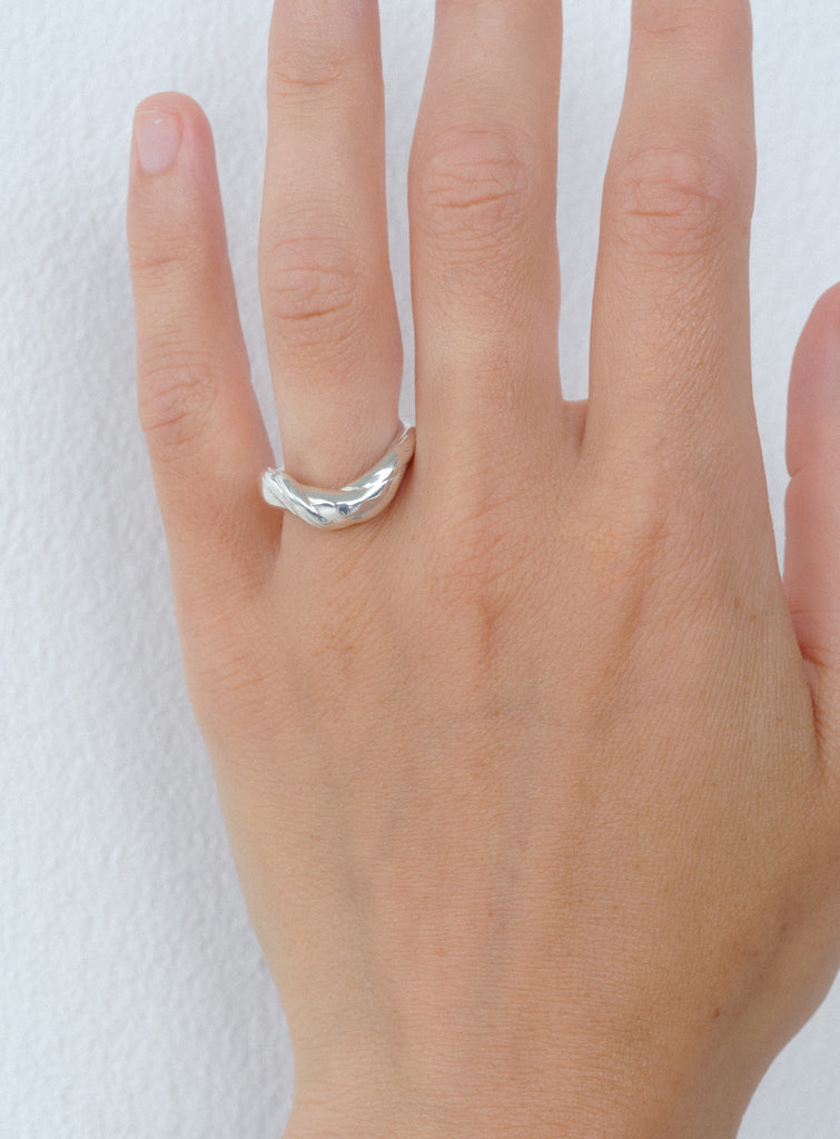 Bianca ring