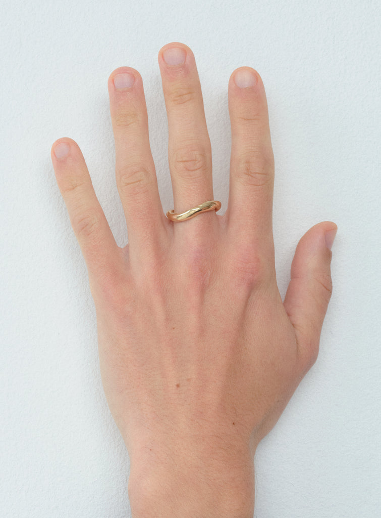 Claude gold ring