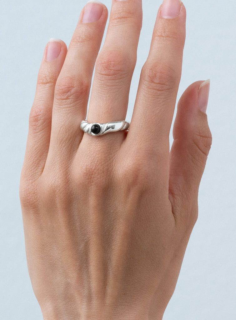 Element Ring