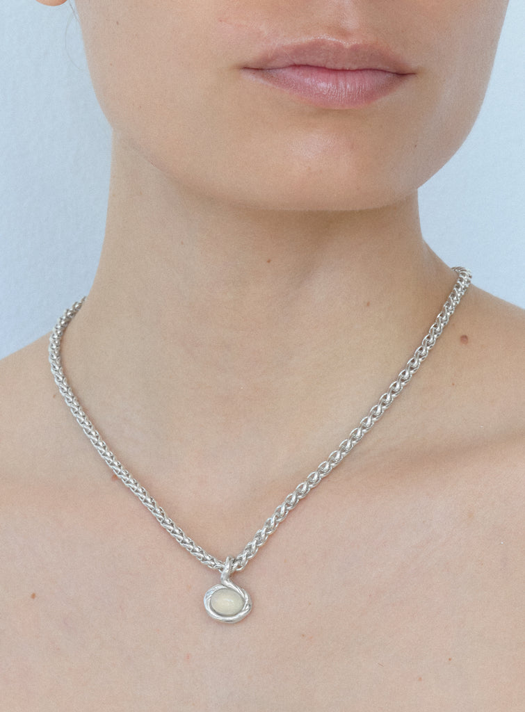 Kamma cloud necklace