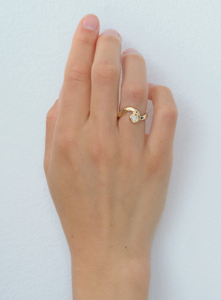 Petite cadence diamond ring