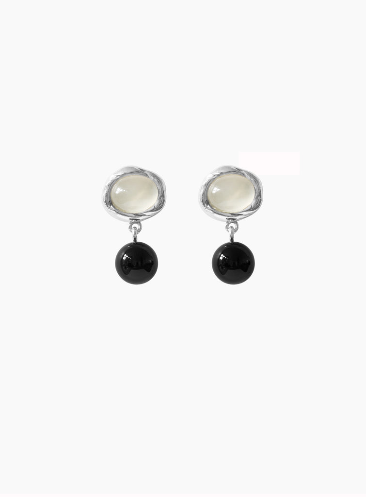 Petite Kamma Earrings