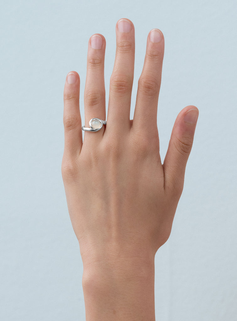 Petite Lago Cloud Ring