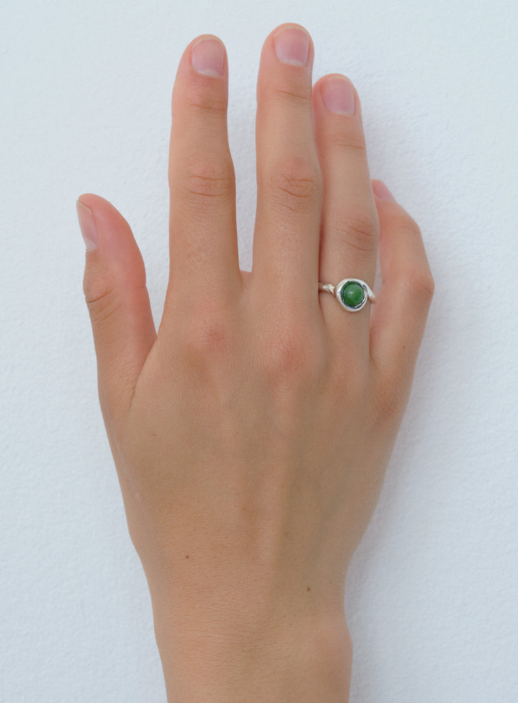 Petite lago jade ring